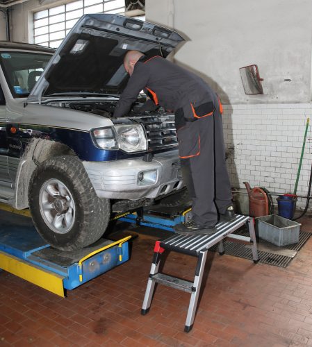 Beta 1768 ALUMÍNIUM FELLÉPŐ ÁLLVÁNY 