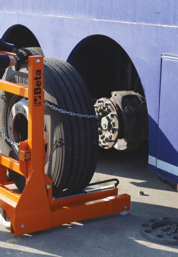 Beta 3008N Szimpla és dupla teherautó-kerék
emelő és pozícionáló