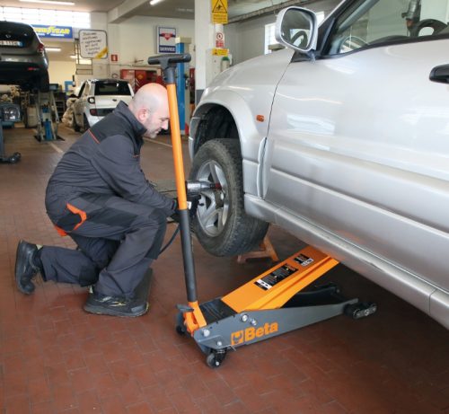 Beta 3030H/2T MAGAS HIDRAULIKUS EMELŐ, 2T, 6 KERÉKKEL