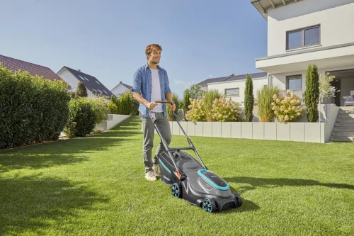 Gardena PowerMax™ 37/36V P4A akkumulátoros fűnyíró (akku és töltő nélkül)