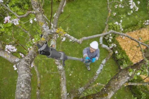 Gardena HighCut 360/18V P4A akkumulátoros ágvágó olló (1 x 2.0 Ah Li-ion akkuval)