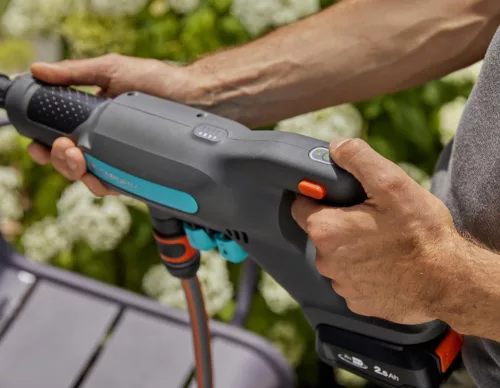 Gardena AquaClean 24/18V P4A akkumulátoros magasnyomású mosó (akku és töltő nélkül)