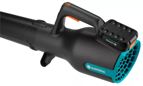 Gardena PowerJet 18V P4A akkumulátoros lombfújó (1 x 2.5 Ah Li-ion akkuval)