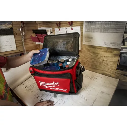 Milwaukee PACKOUT™ munkaterületi hűtőtáska
