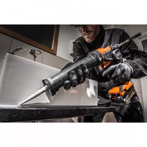 AEG BKP 18C2-310-0 akkus kinyomópisztoly (akku és töltő nélkül)