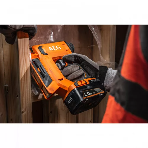 AEG B18ST50-0 akkus tűzőgép (akku és töltő nélkül)