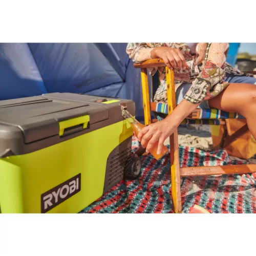 Ryobi RY18CB23A-0 akkus nagy teljesítményű hűtőláda (akku és töltő nélkül) - 18V, 23 liter