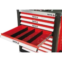 Szerszámkocsik és szerszámtálcák